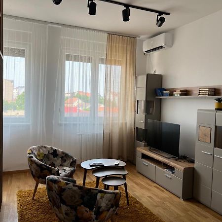 Apartment Charlie Private Parking Novi Sad Exteriér fotografie