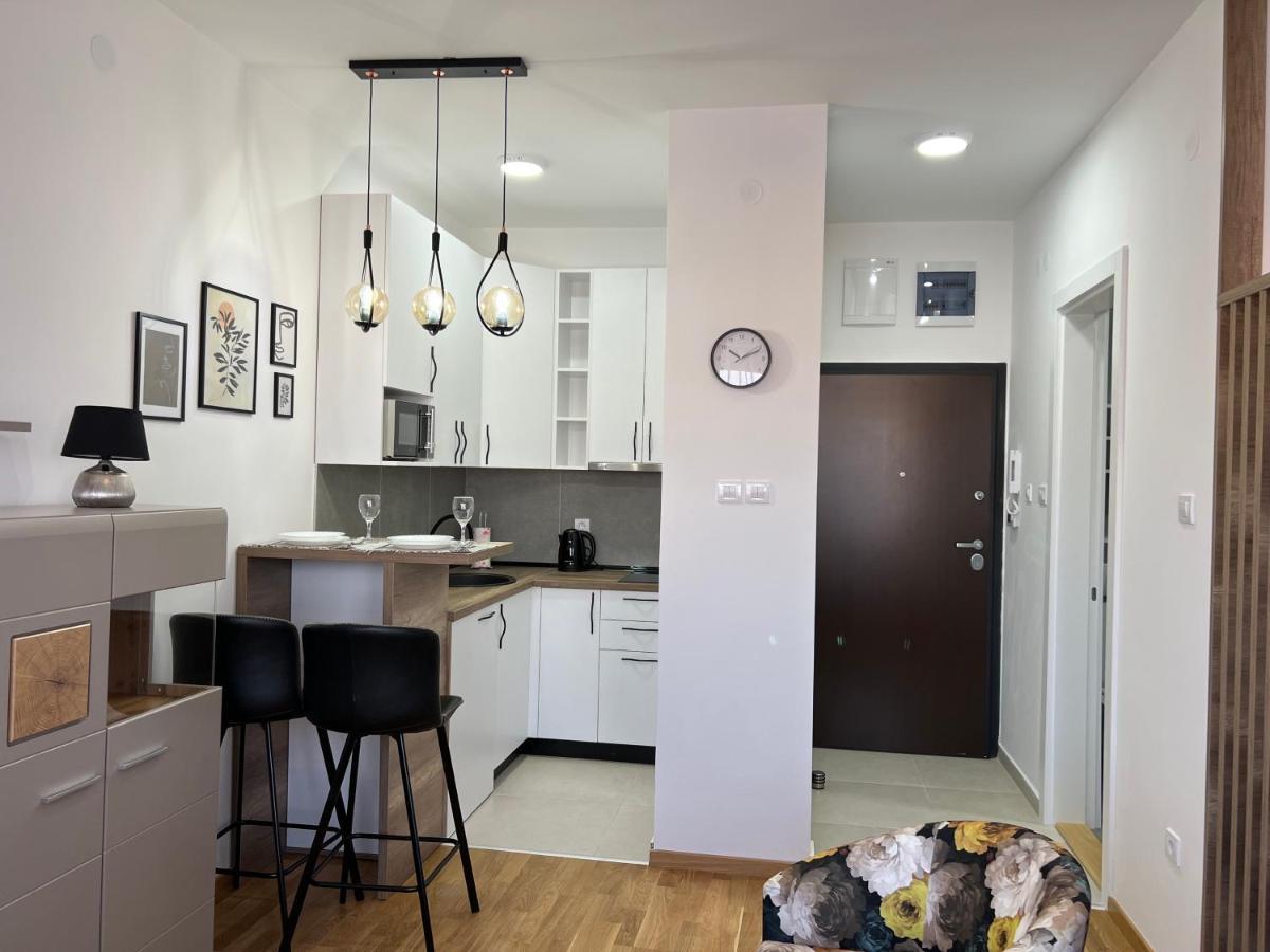 Apartment Charlie Private Parking Novi Sad Exteriér fotografie